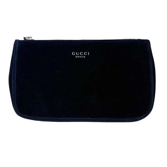 Gucci Beauty - Velvet Makeup
Pouch - Picture 1 of 3